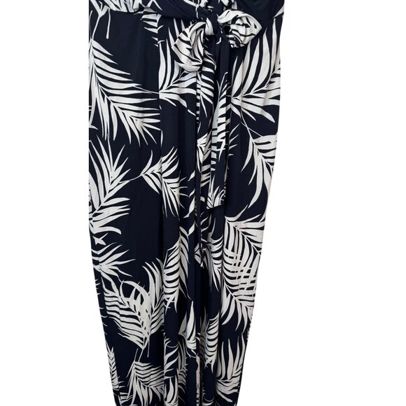 2/$30 Jessica Howard Small Romper Jumpsuit Sleeveless Navy & White Leaf Print - Picture 6 of 16